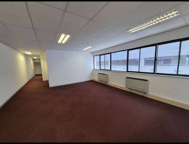 692M² OFFICE TO LET IN SANDTON CENTRAL